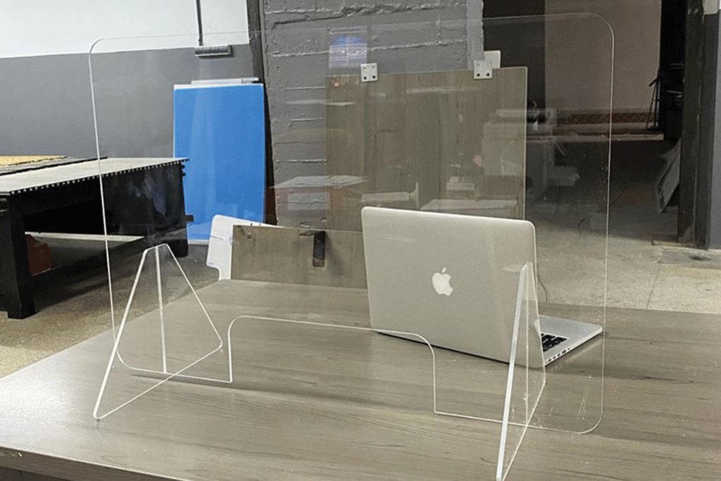 Agence-alloevent-communication-evenementiel-rabat-maroc-index-borne-separation-plexiglas-covid